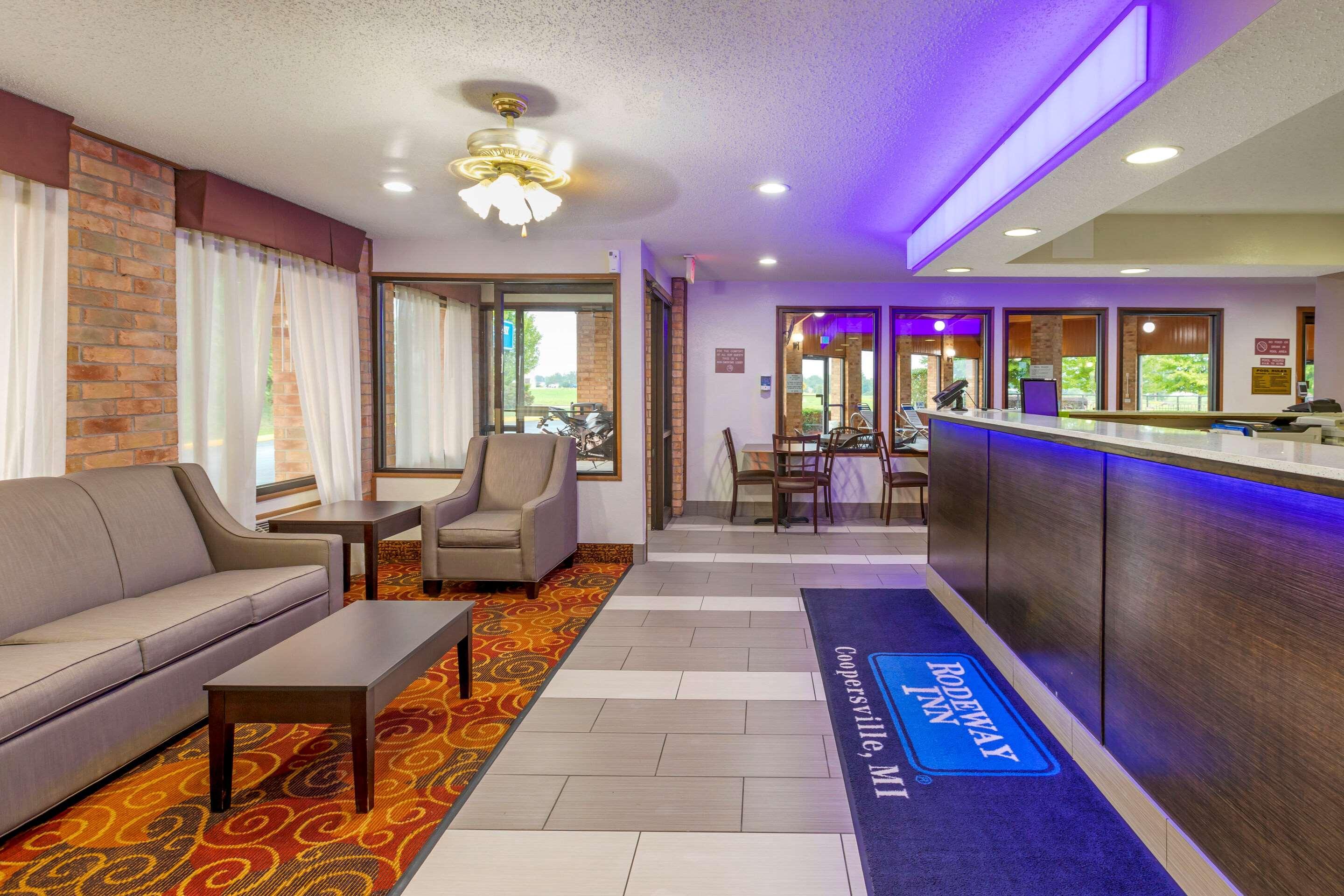 Rodeway Inn Coopersville Exterior foto
