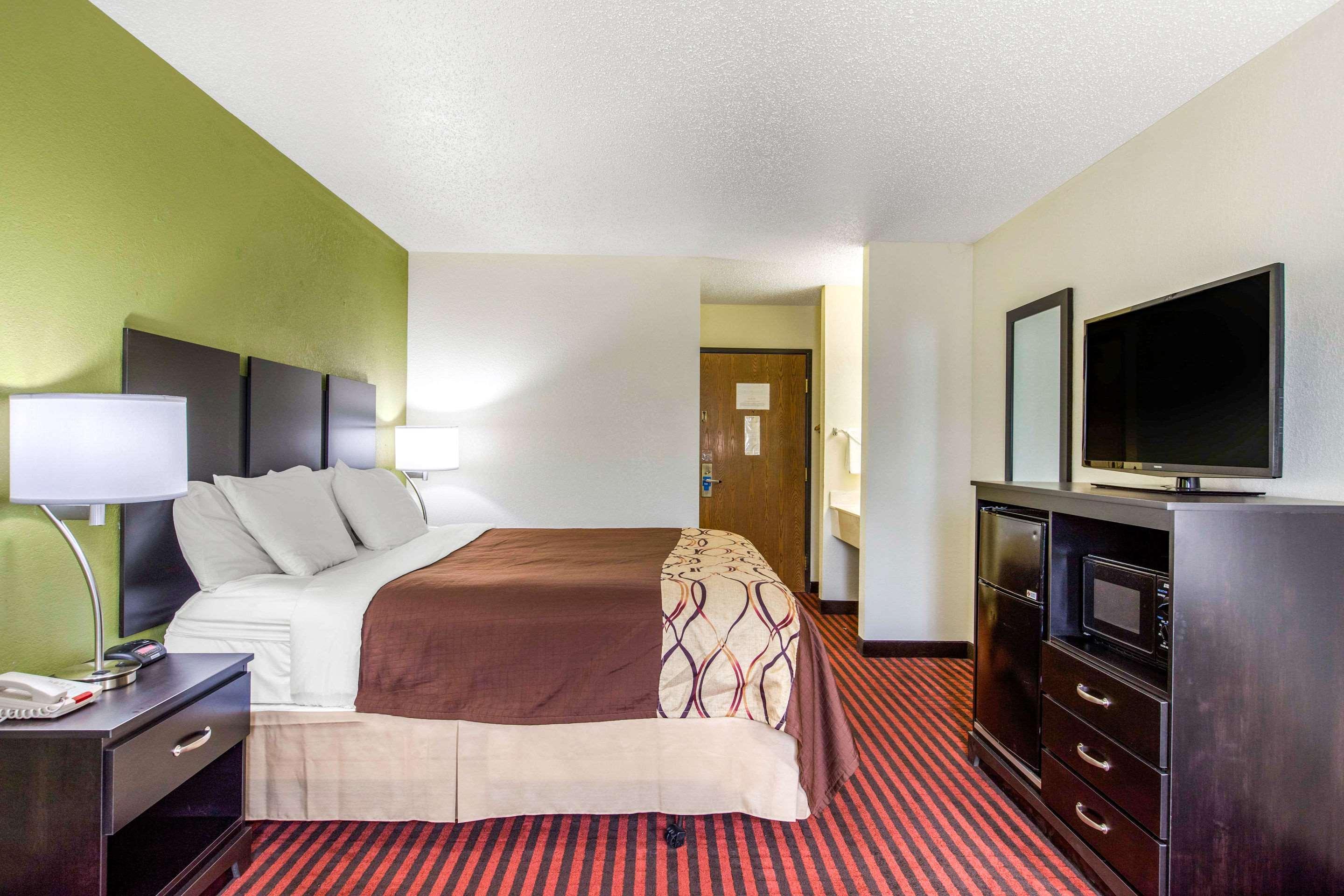 Rodeway Inn Coopersville Exterior foto